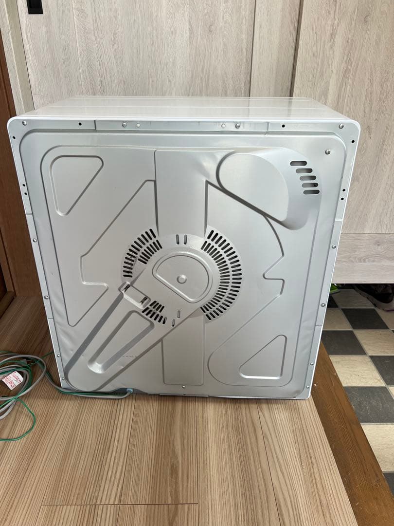 日立　2016年製　電気式ドラム乾燥機 ホワイト