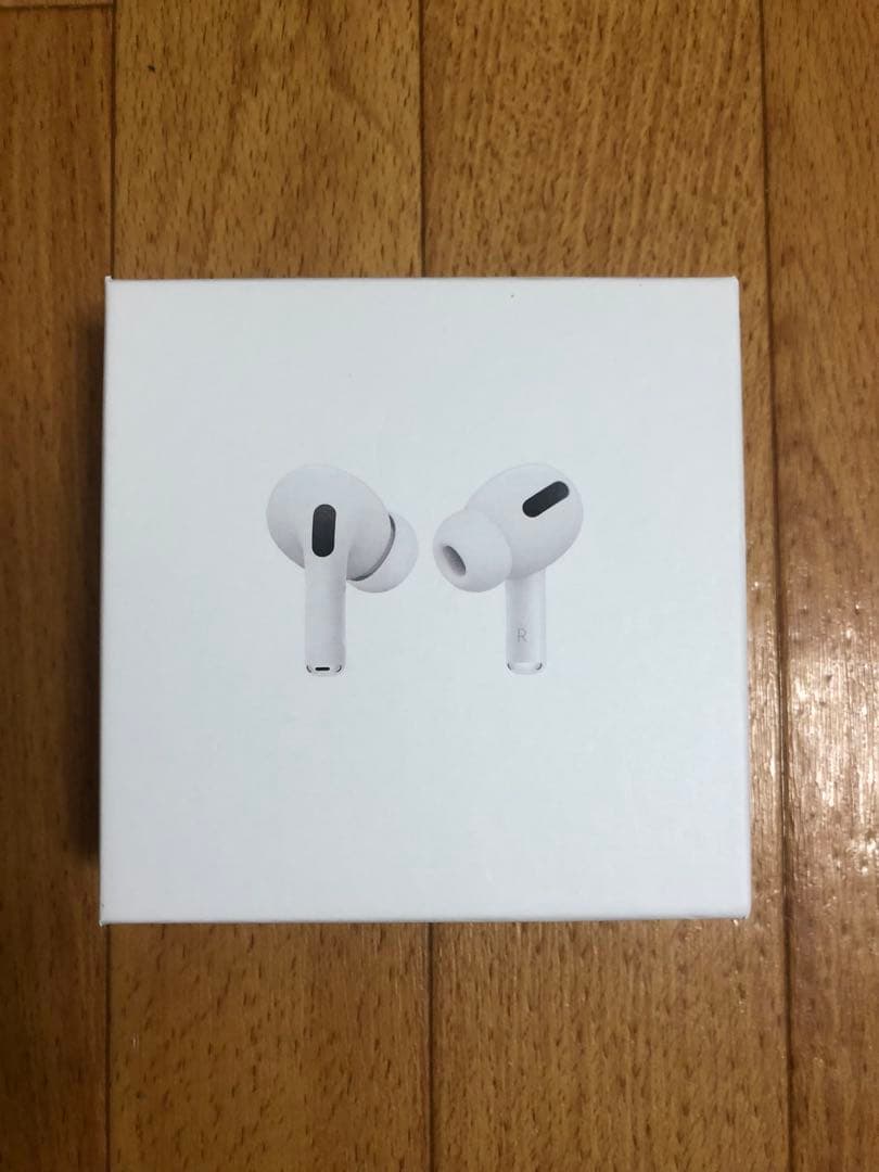 Apple AirPods Pro 充電ケース付き