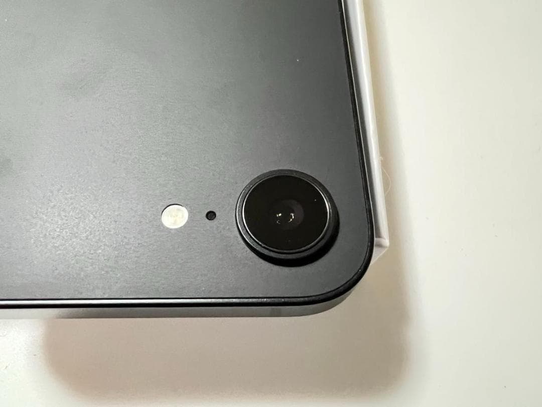 【BT99%美品】Apple iPhone16e 128GB ブラック　US版