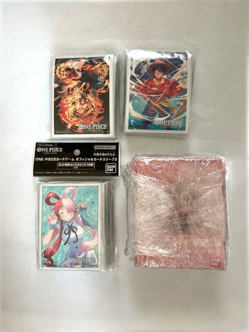 ワンピースカードゲーム　オフィシャル　カードスリーブ　セット