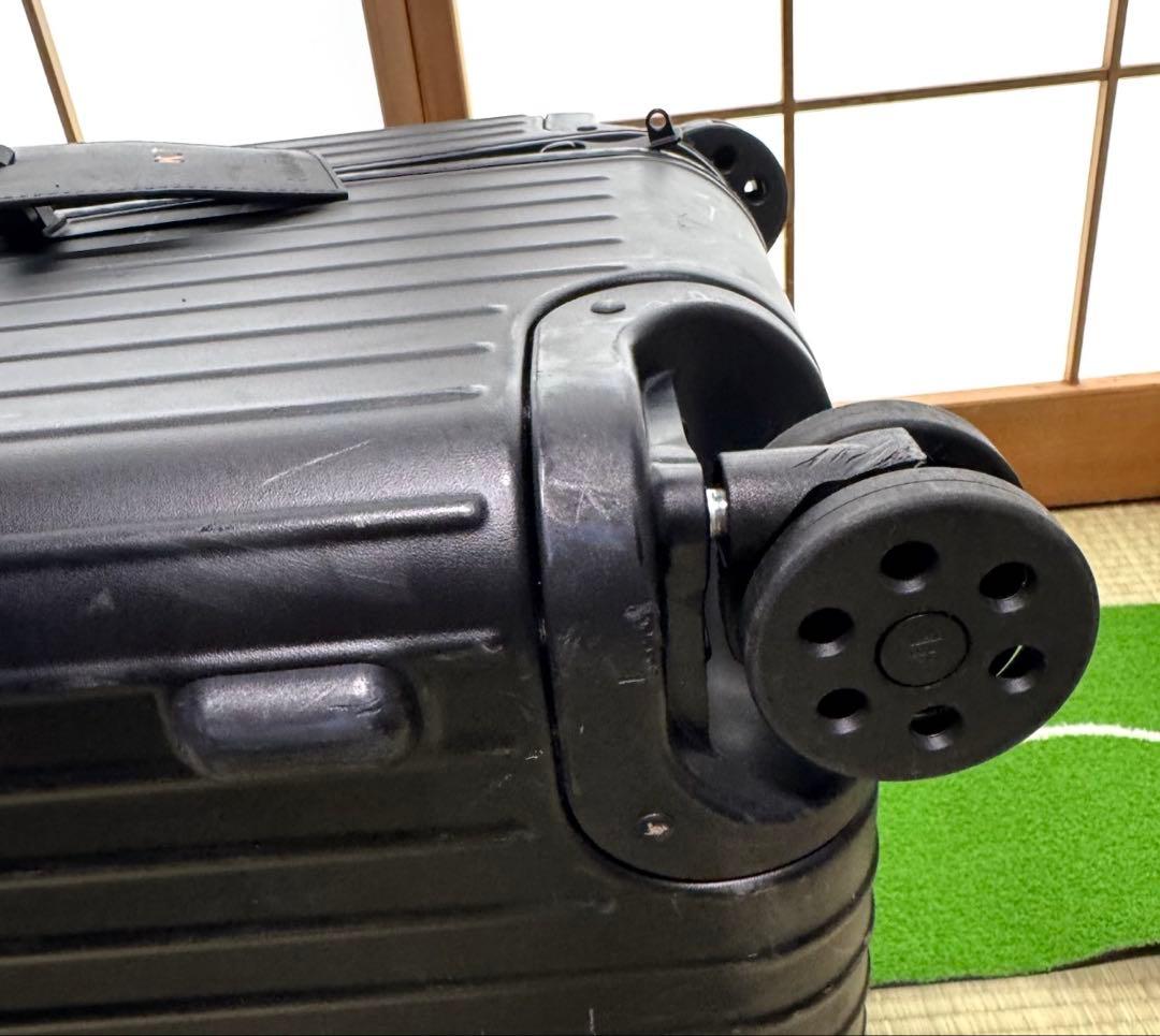 Essential トランク 89L マットブラック