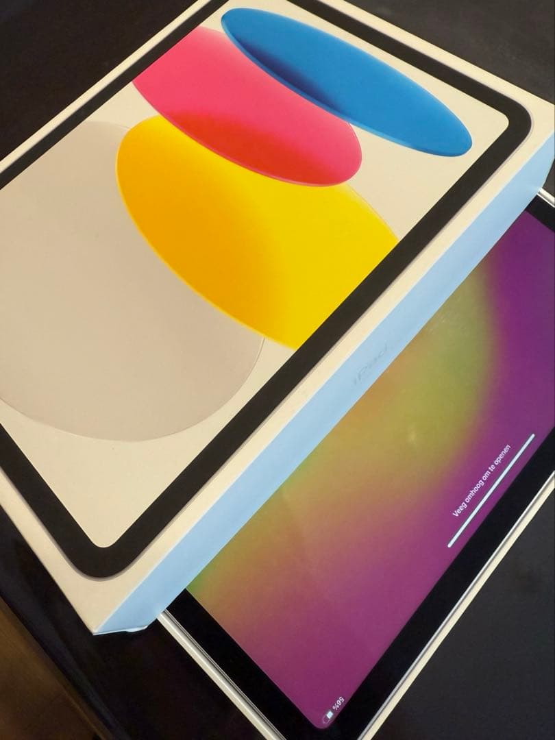 iPad シルバー 本体 第10世代 wifi 64GB