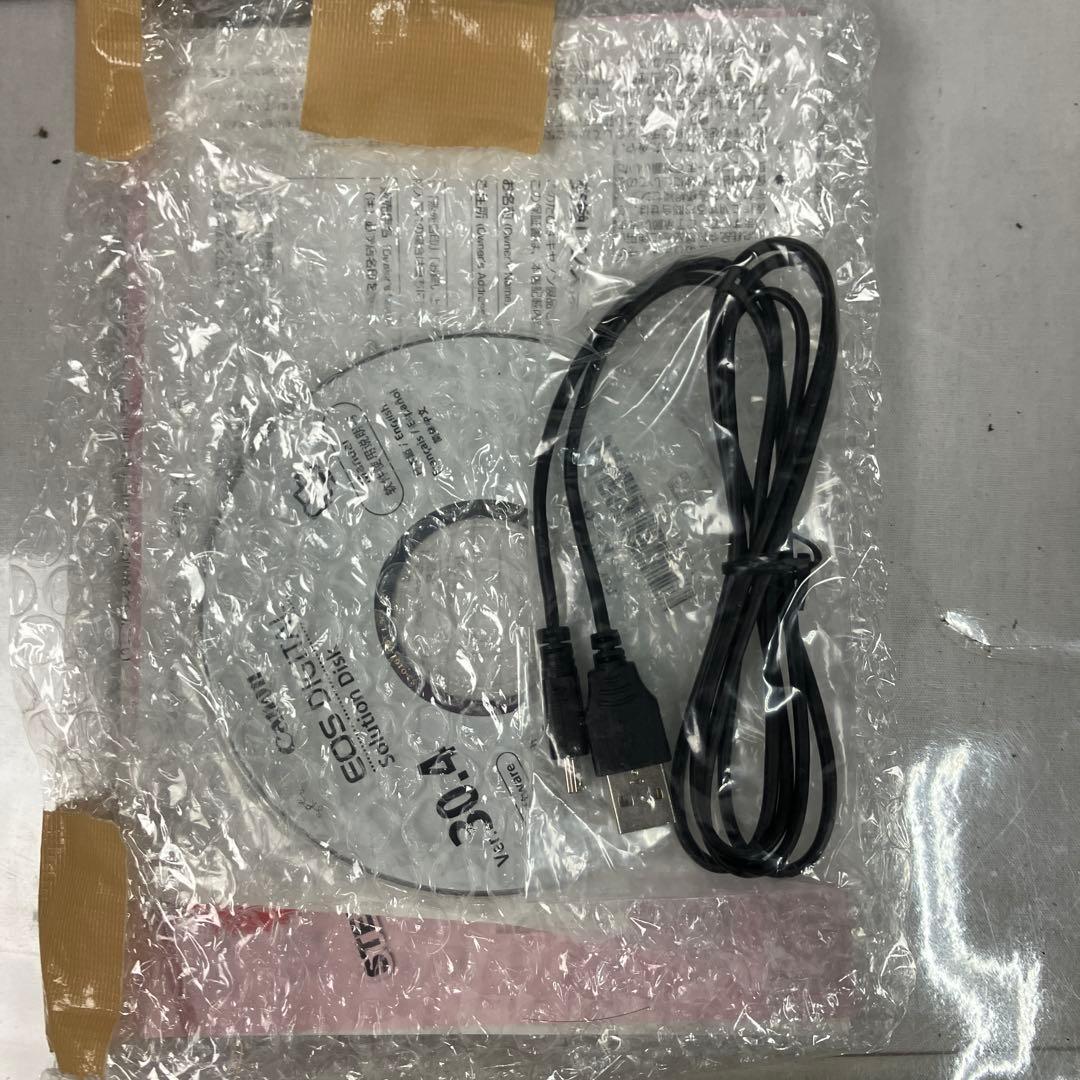 ▽ Canon EOS kiss X8i ダブルズームキット