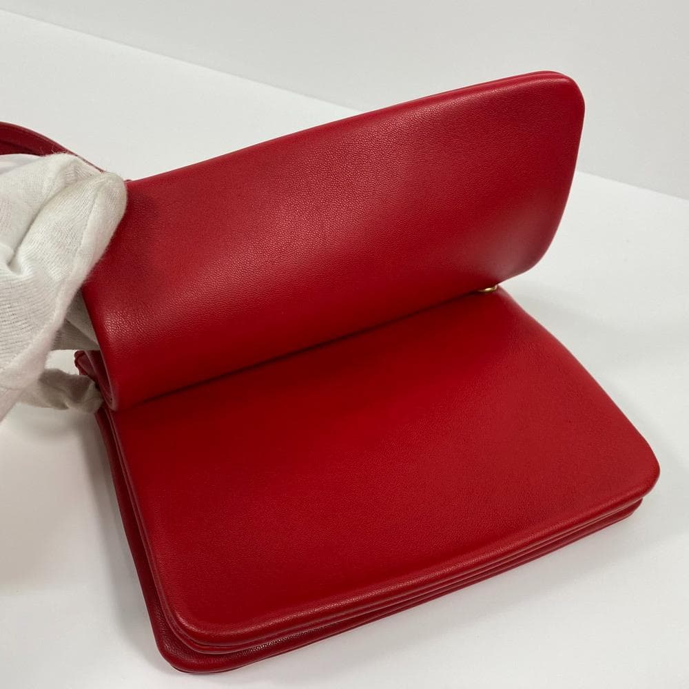 セリーヌ トリオスモール レッド ショルダーバッグ MBZ045