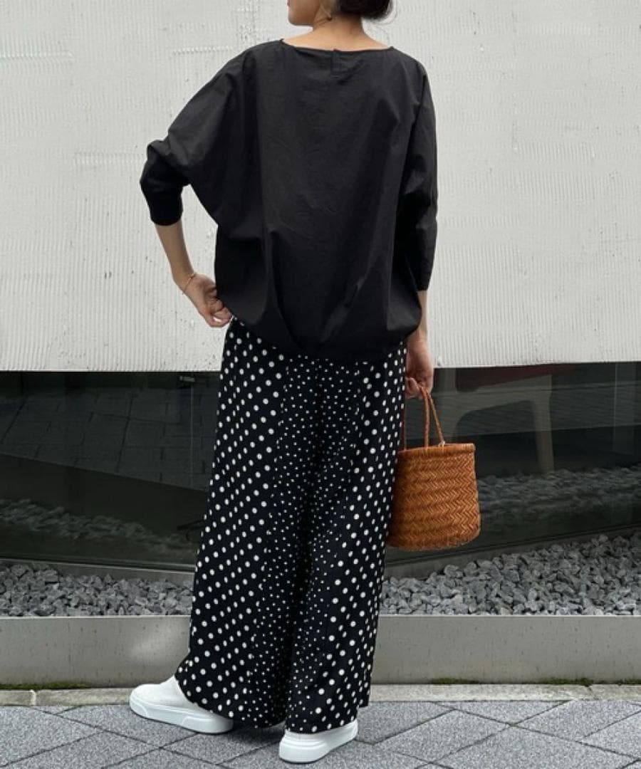 BEARDSLEY ビアズリー　シャツTシャツ　ブラック　洗える ブラウス