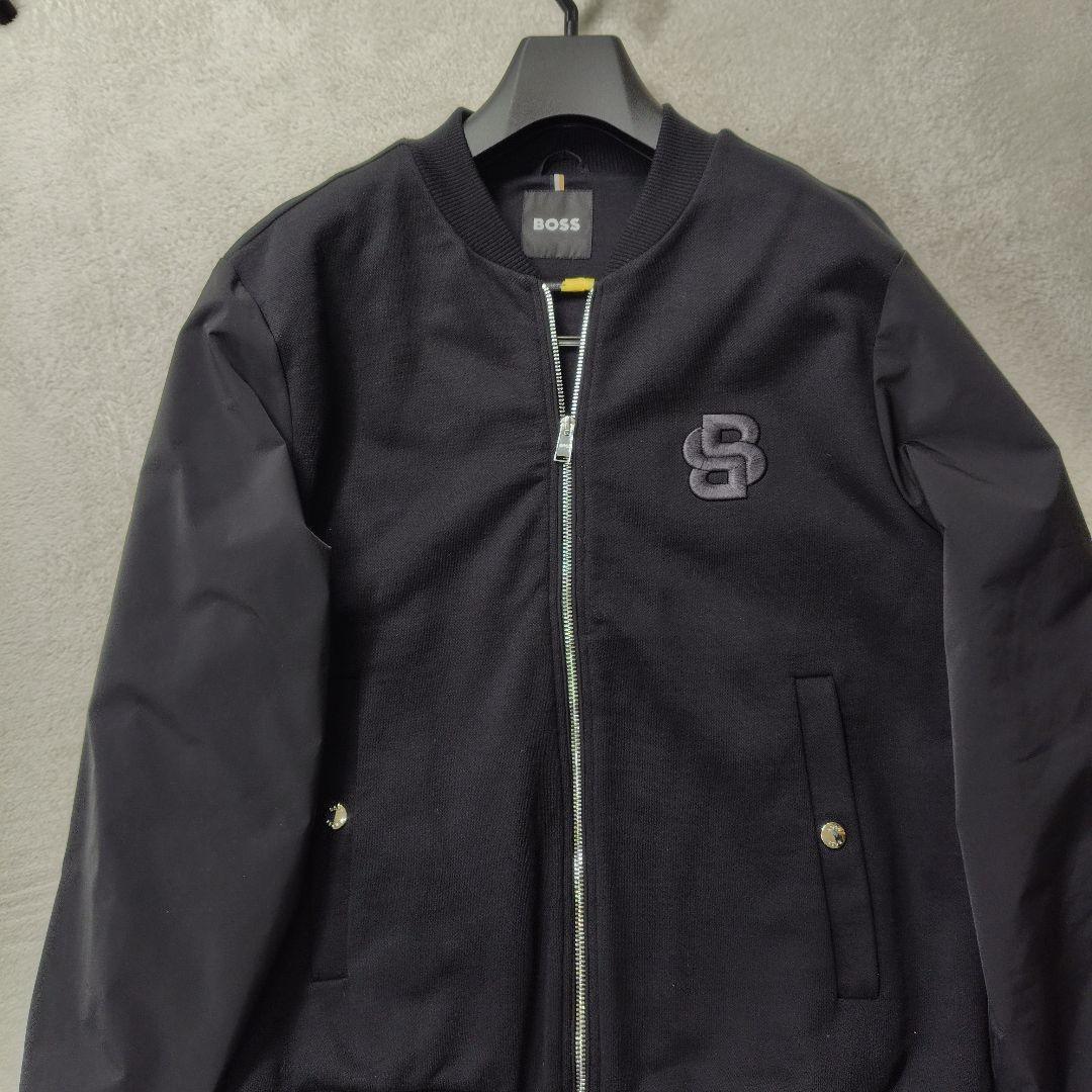 未使用に近い　現行　ヒューゴボス　ブルゾン　異素材　切り替え　中綿　刺繍　L