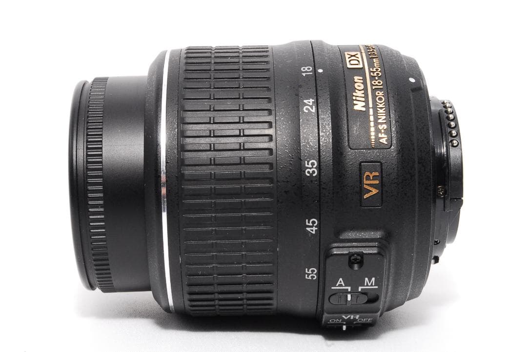 使用回数少な目 Wi-Fi搭載機 Nikon D5300 ダブルレンズセット