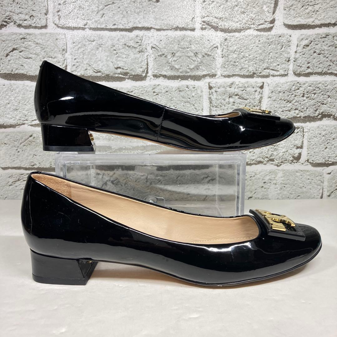 【美品】TORY BURCH パンプス 6.5M 23.5cm 金ロゴ エナメル