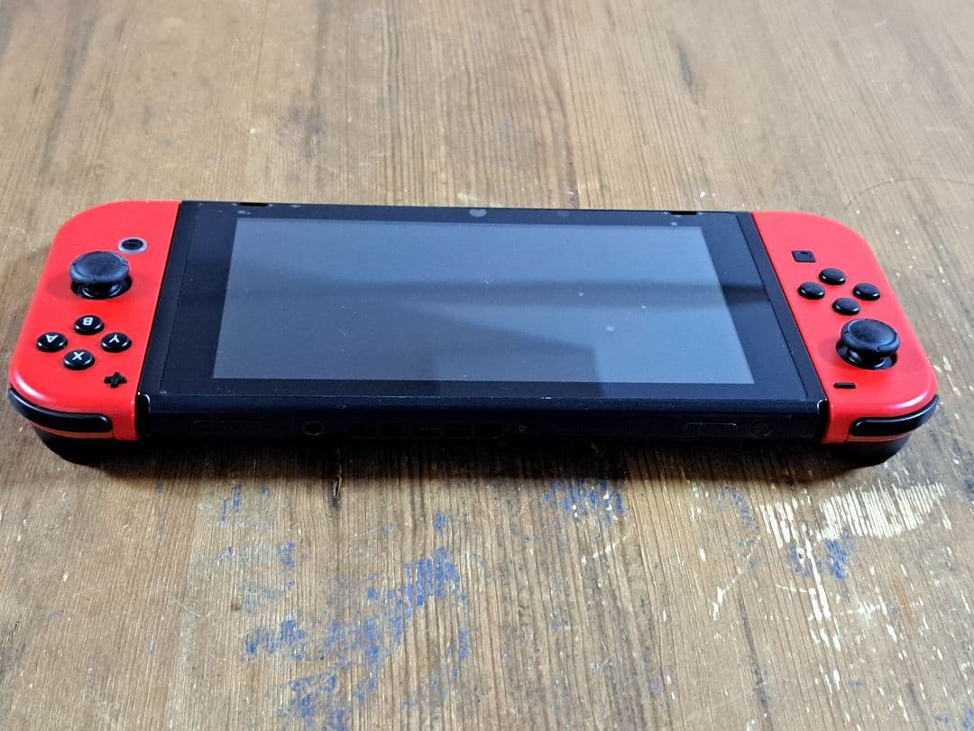 ポ*友様 Switchセット　ジョイコン右ジャンク　ソフトなし SDカード256