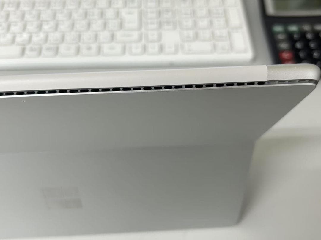 美品SurfacePro8 Core i5-1145G7 SSD 512GB