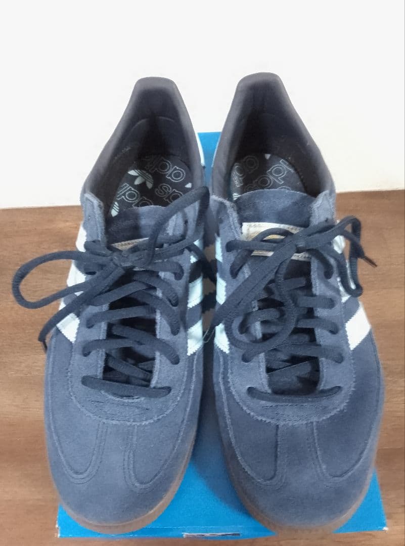 【美品】26㎝ アディダス ハンドボールスペツィアル　BD7633