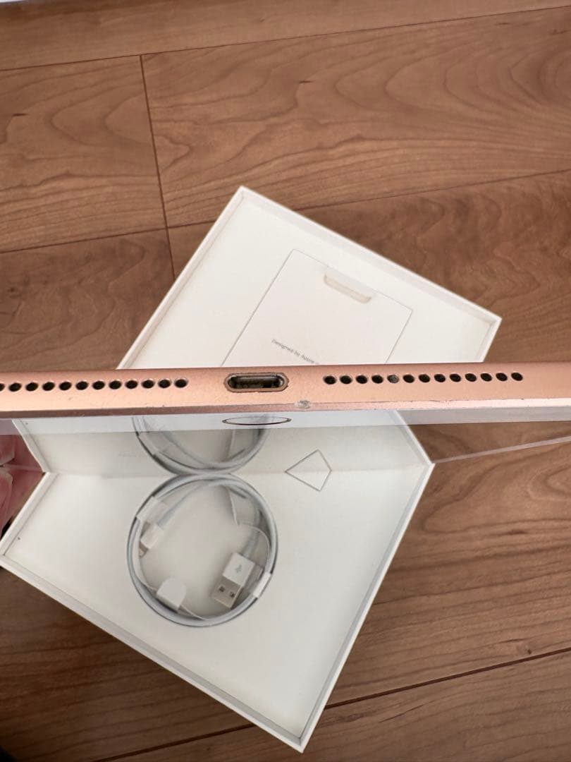 Apple iPad 第6世代 32GB Wi-Fi ゴールド 本体