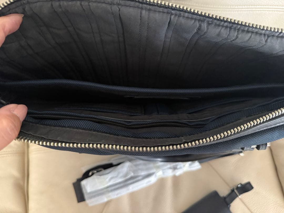 TUMI ネイビー ビジネスバッグ　JARVIS 未使用ストラップ・タグ付き