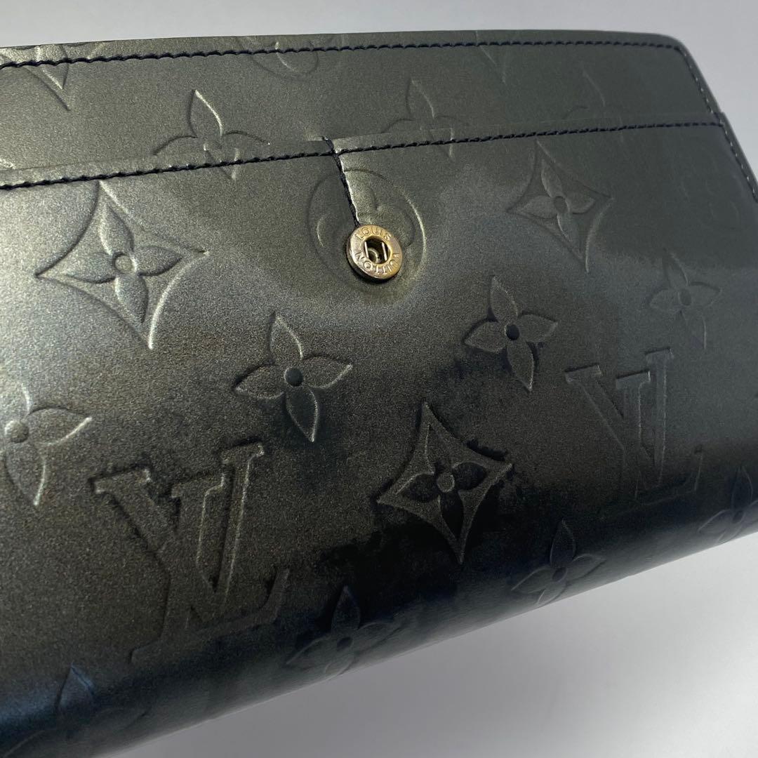 Louis Vuitton ルイ・ヴィトン　マット ポルトトレゾール　グレー