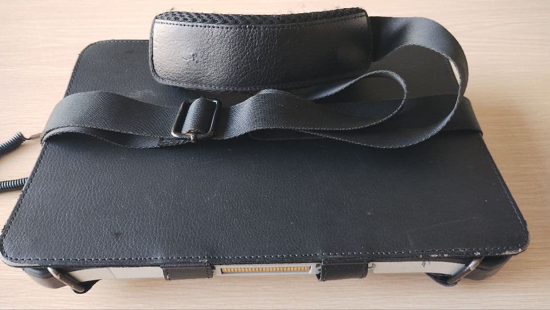 Toughpad タブレット PC 本体＋予備バッテリー,ショルダーケース