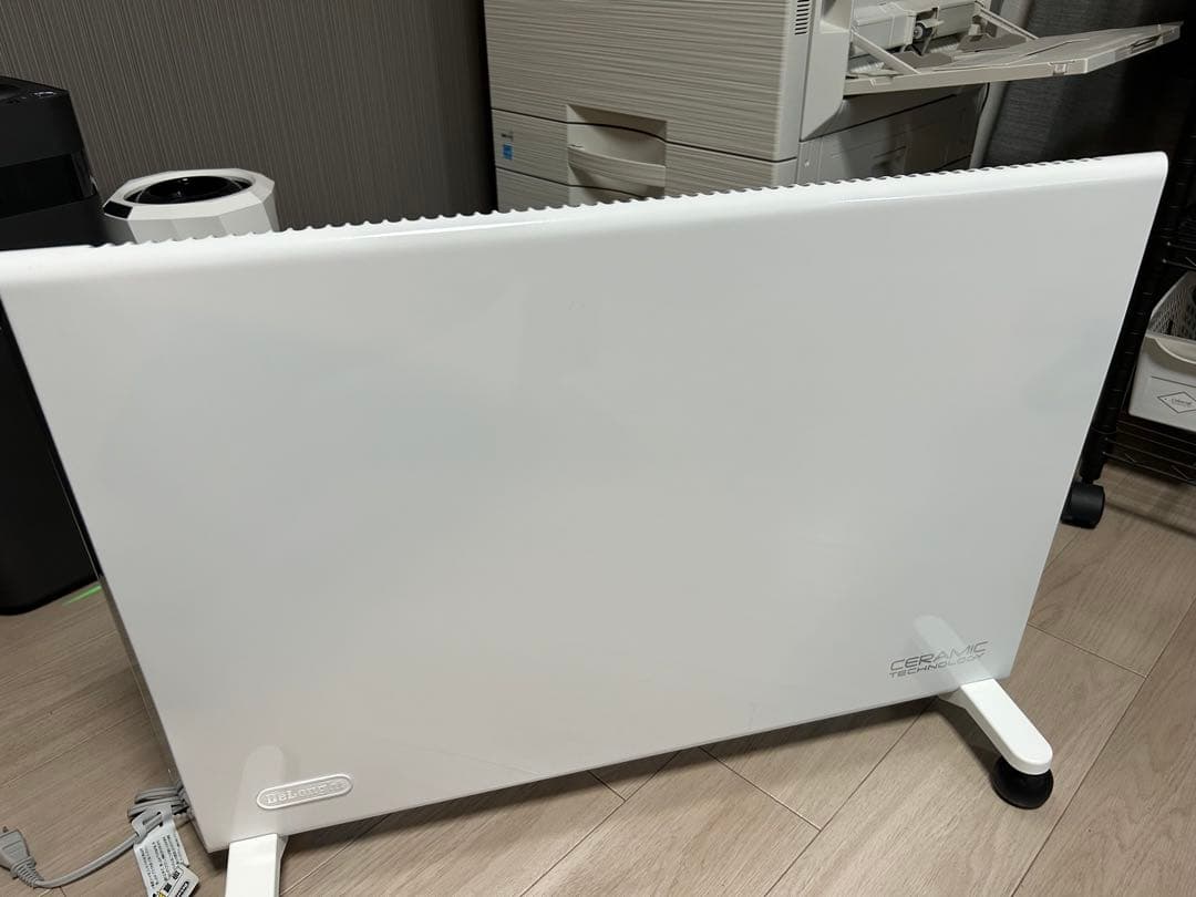 デロンギ コンベクターヒーター HK-6012-WH