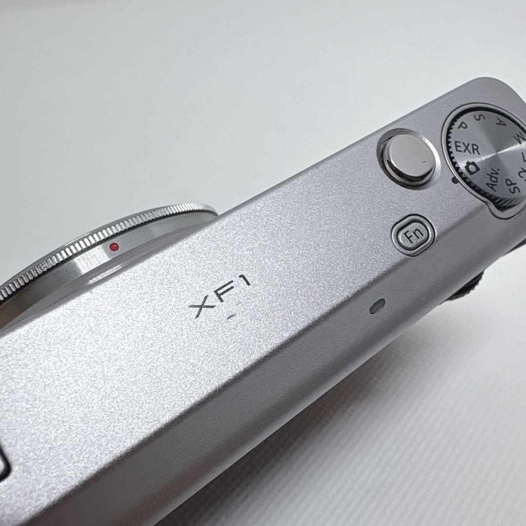 【動作品】 希少 FUJIFILM XF1 コンパクトデジタルカメラ デジカメ