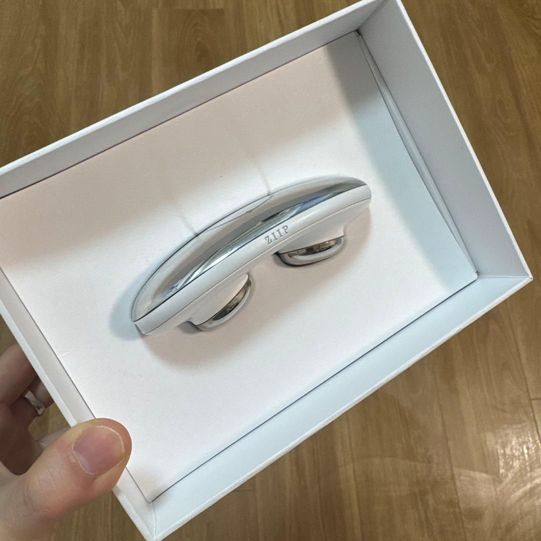 カレントボディ ZIIP HALO 美顔器