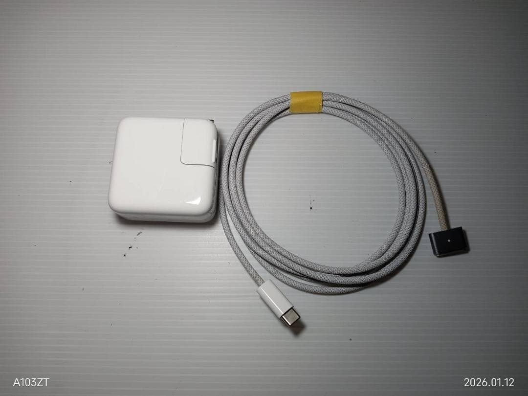 MacBook Air M2チップ メモリ16GB SSD：500GB