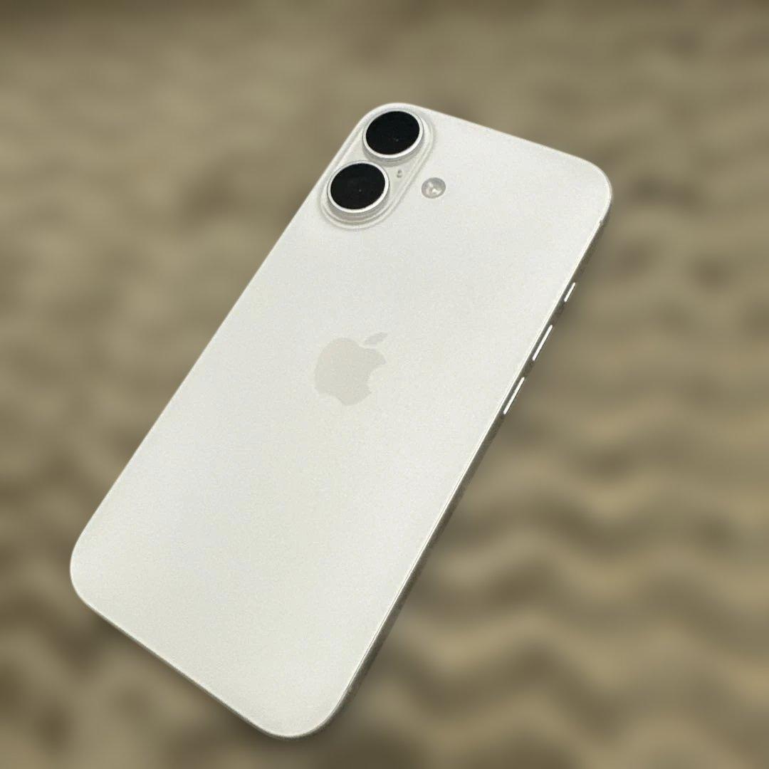 美品iPhone16 128GB SIMフリー ホワイト