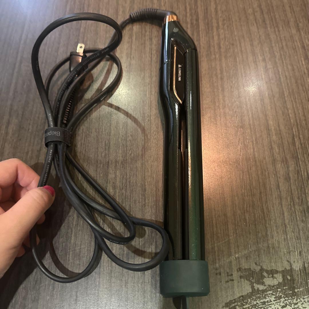 HAIRBEAURON 7D　ストレートアイロン　ヘアビューロン