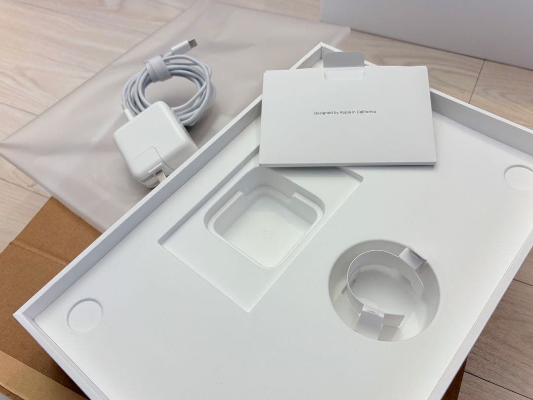 【美品】MacBook Air M1 / 16GB / 512GB シルバー