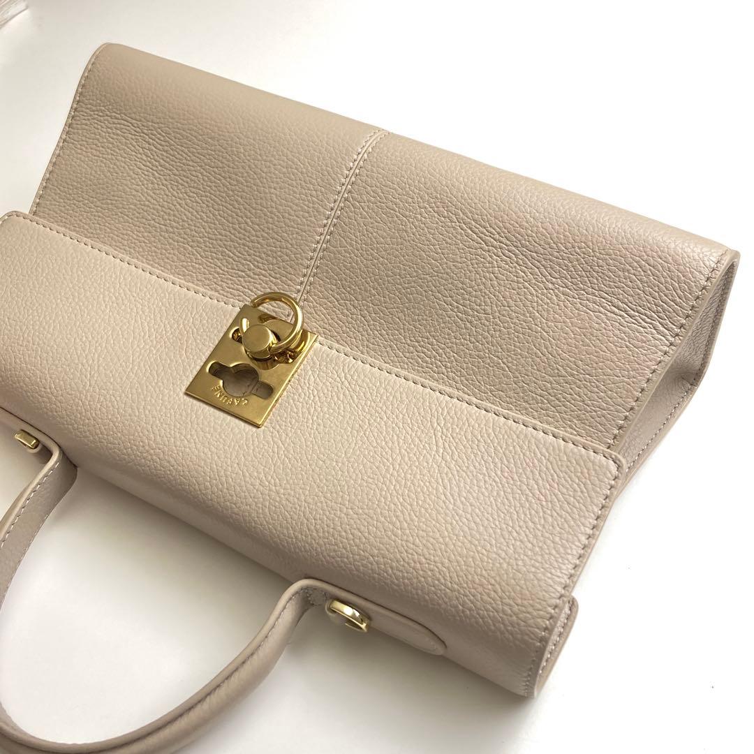 ま*め様 ❤️良品❤️CAFUNE MEDIUM STANCE SMOKE バッ