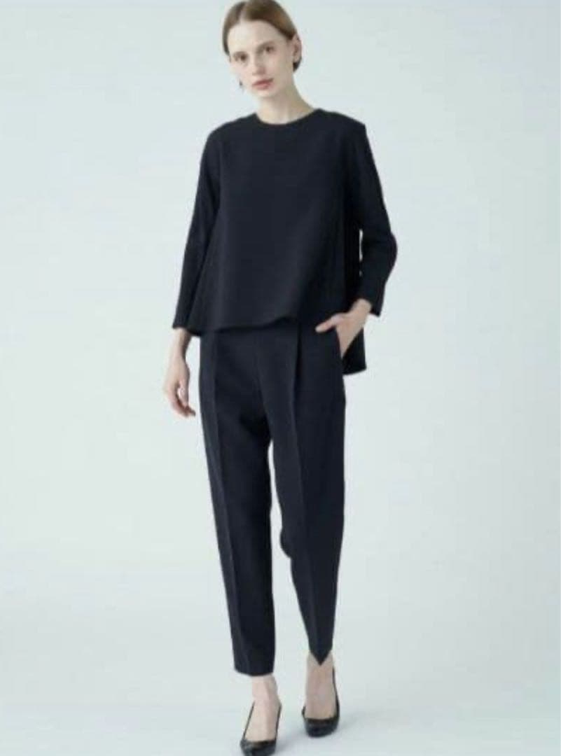 TOMORROWLAND　ドライダブルクロス クルーネックプルオーバー　ネイビー