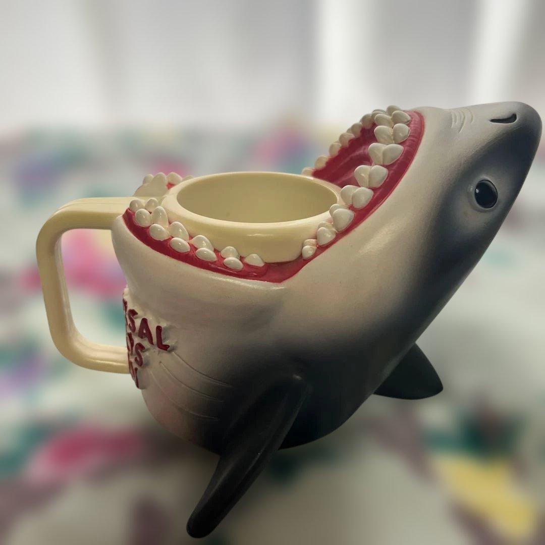 ★ビンテージ級★USJマグカップ 恐竜 E.T. ジョーズの形ペンケースとしても