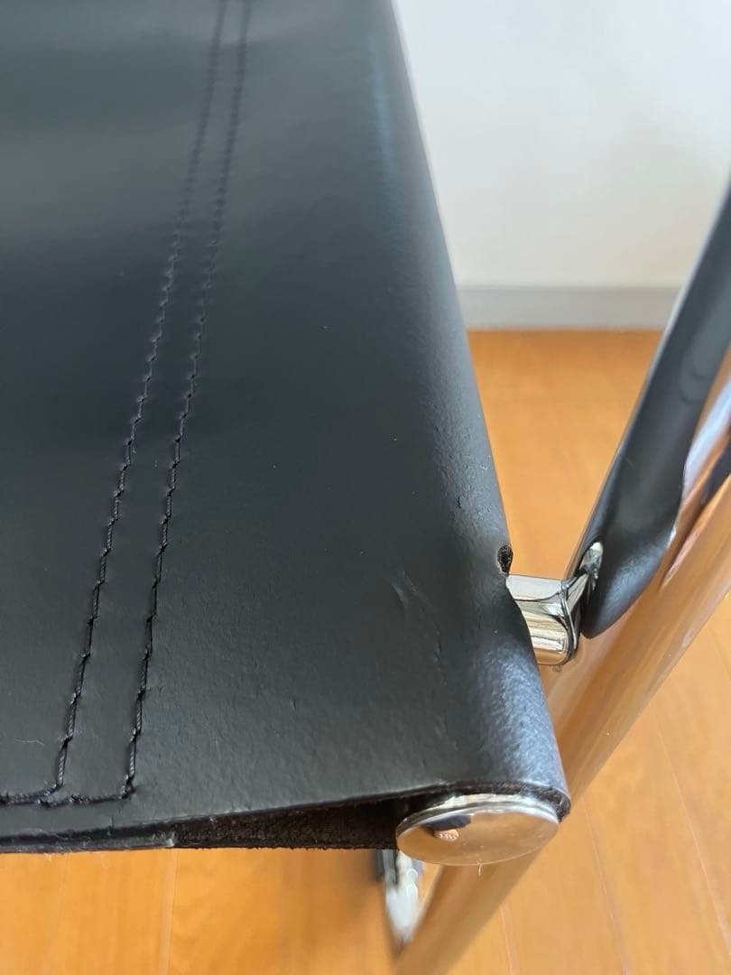 マルト・スタム　アームチェア　2脚カンティレバー　本革　リプロダクト　バウハウス