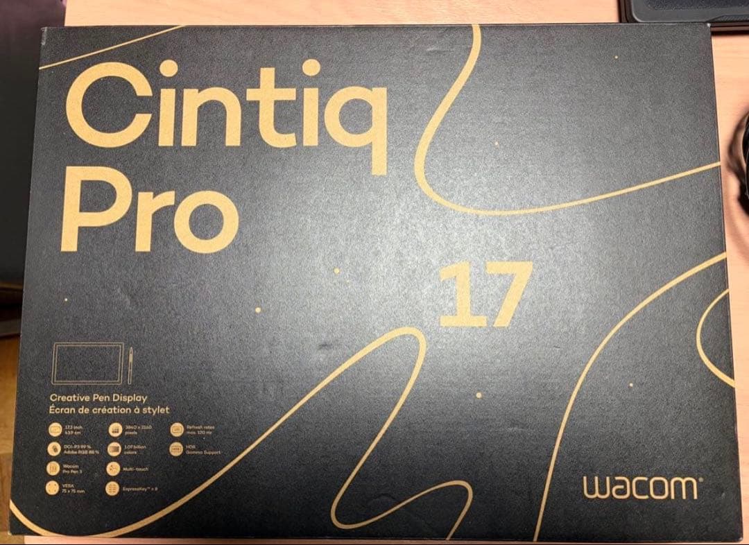 Wacom Cintiq Pro 17 DTH172K4C 美品 フィルム付き