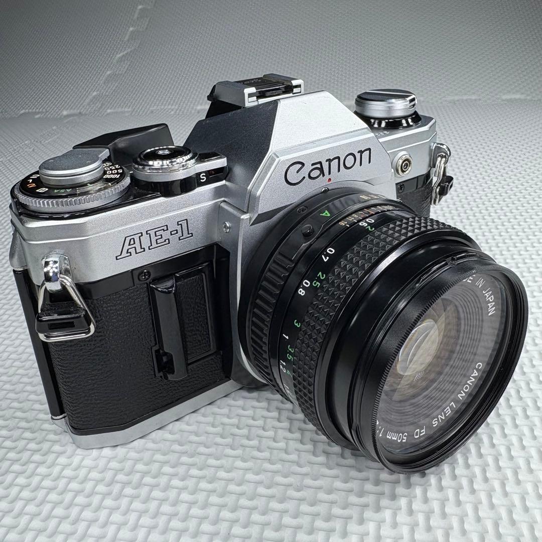 Canon AE-1 シルバー レンズ付き