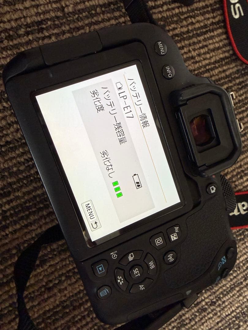 EOS Kiss X9i ダブルズームキット