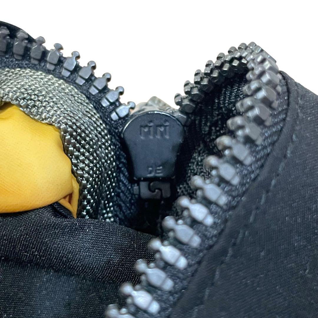 プラダスポーツ　ウエストポーチ　4VA107 ナイロン　黒　ロゴプレート