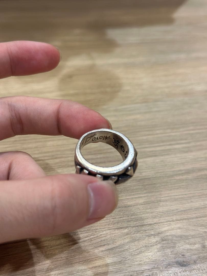 bill wall leatherビルウォールレザーラージラッキークロスリング