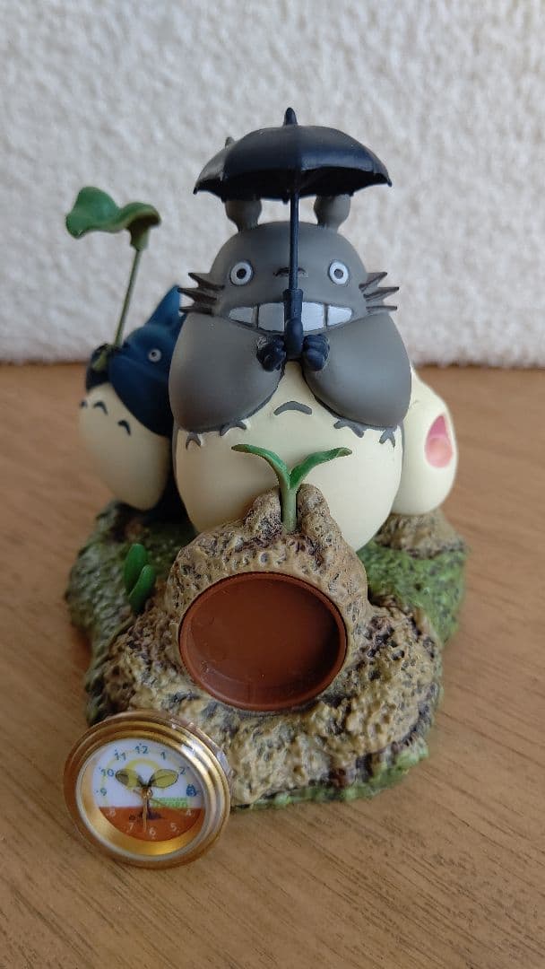 【ジブリ】トトロ　ミニ置時計　どんどこおどり