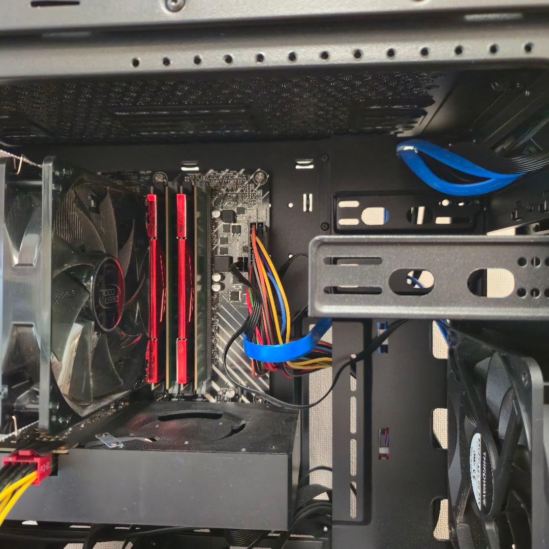 GALLERIA ゲミングパソコン i5-12400/RTX 3060/32GB