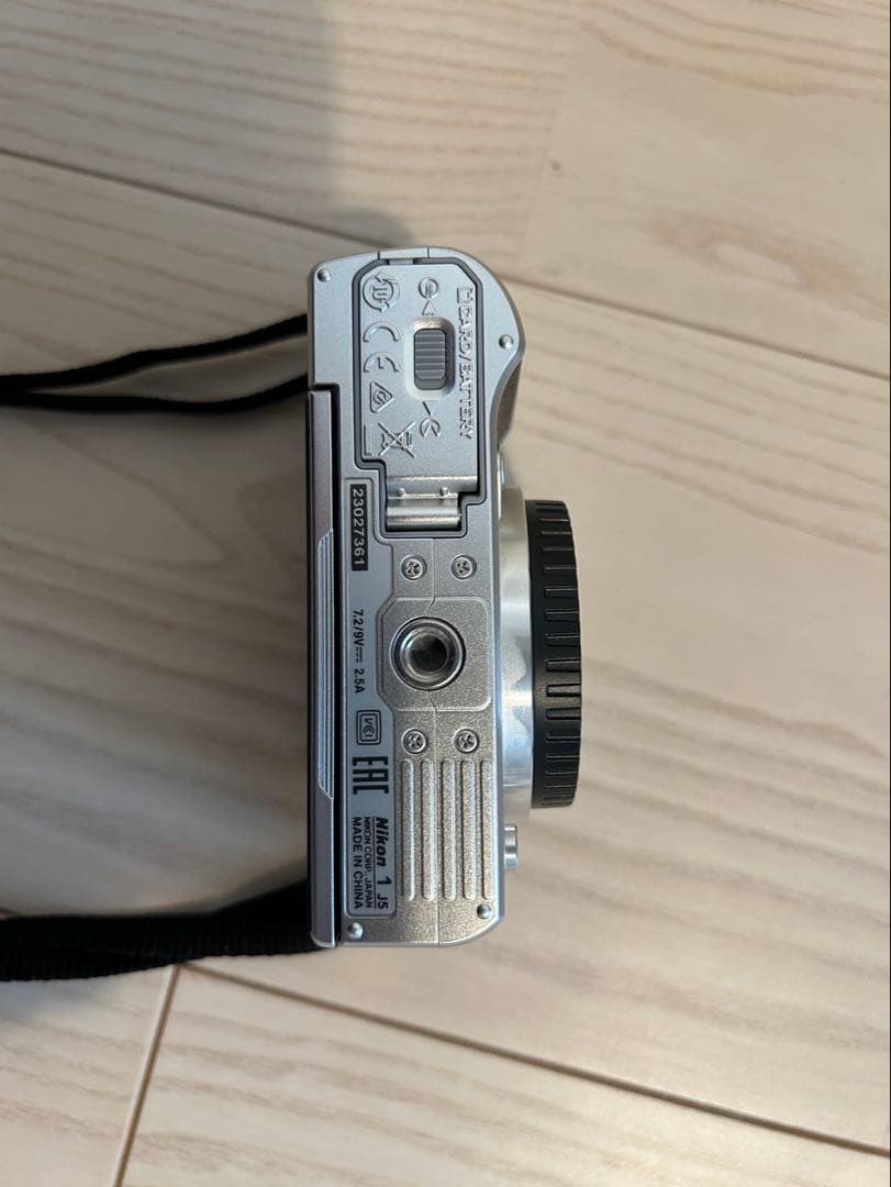 Nikon 1 J5 ミラーレスカメラセット