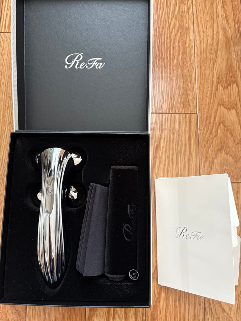 リファ　フォーカラットレイ