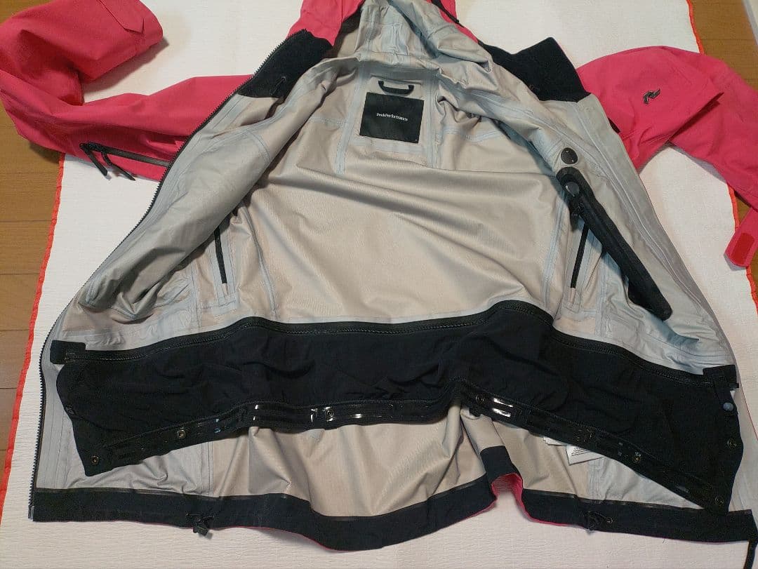 PeakPerformance W ALP J スキージャケット レディースM