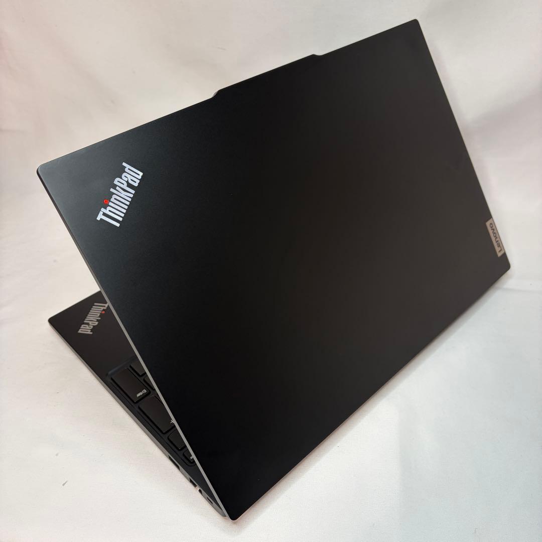 美品 ThinkPad E16 Ryzen 5 7530U 16GB 512GB
