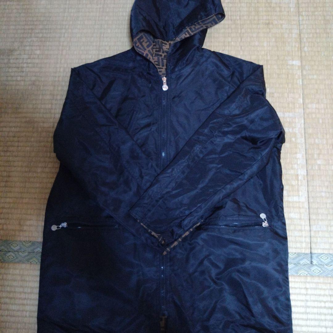 フェンディ アウター シャンパー 裏地は黒 リバーシブル ズッカ柄　茶✕黒