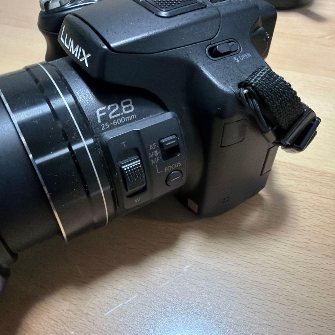 Panasonic LUMIX DMC-FZ200 本体 F2.8通し動作確認済