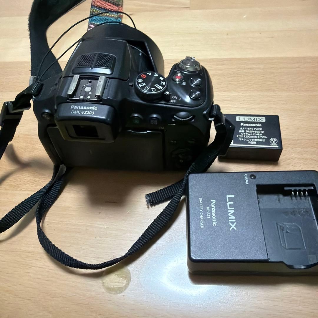 Panasonic LUMIX DMC-FZ200 本体 F2.8通し動作確認済