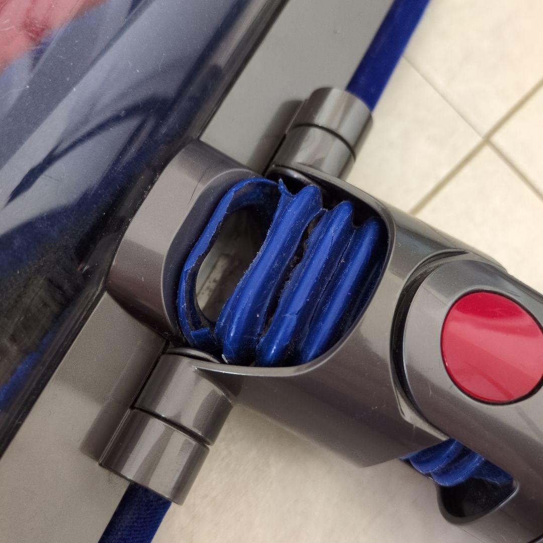 匿名発送☆ダイソン　スティッククリーナー　V8スリム　クリーナースタンド