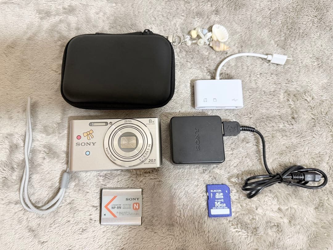 SONY DSC-W830 デジタルカメラ 本体と付属品