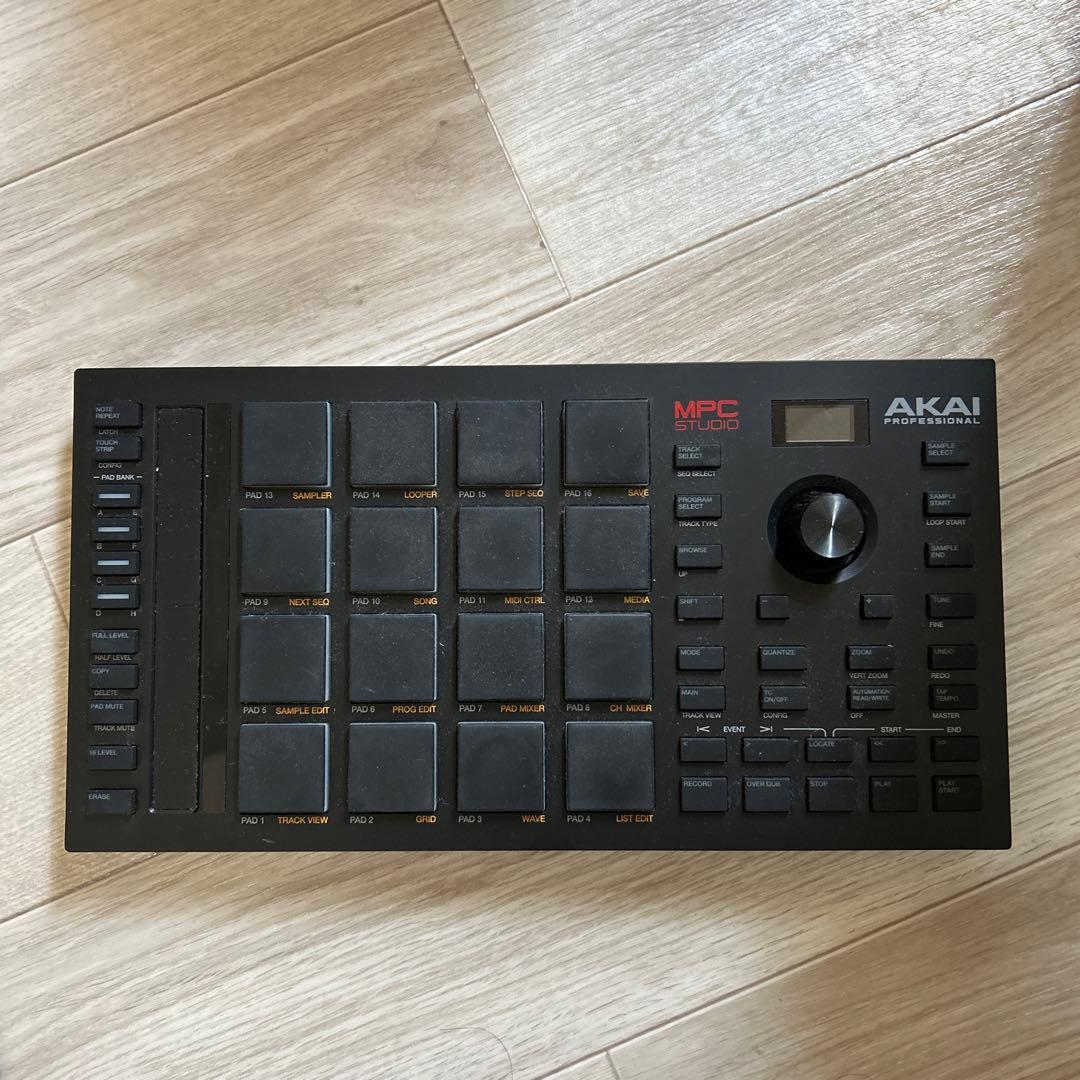 DJ機材 AKAI Professional MPC Studio 2
