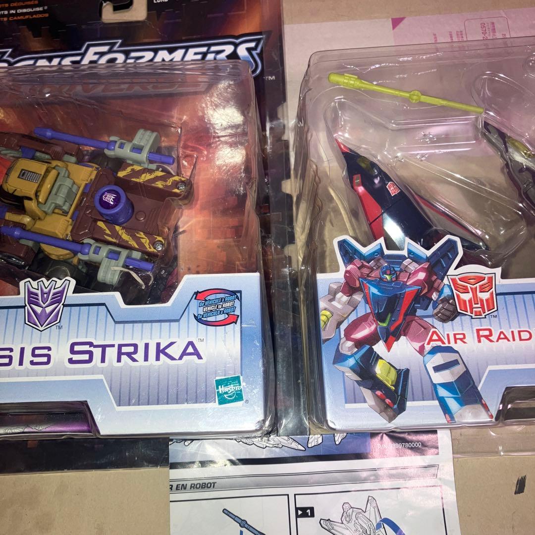 トランスフォーマー ユニバース　ストライカ　エアレイド　ウインドシアー