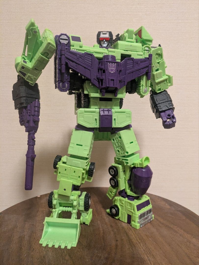 トランスフォーマー スタジオシリーズ デバステーター