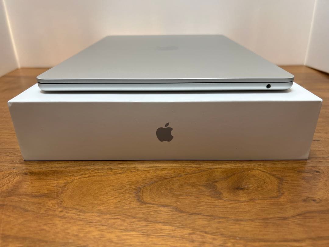 超美品&訳あり品❗️MacBook Air 2022 M2 16GB シルバー